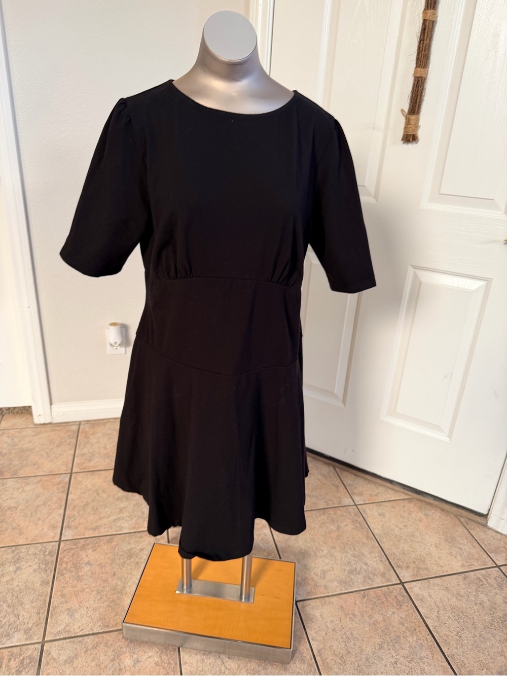 Women's Black Short Sleeve Fit-and-Flare Dress